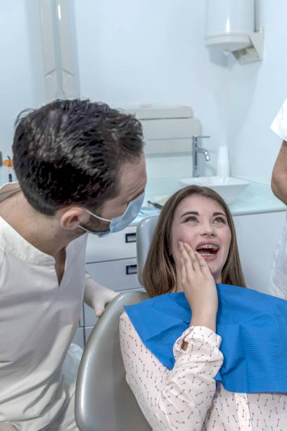 Best Emergency Dental Care for Broken or Chipped Teeth in Clarcona, FL